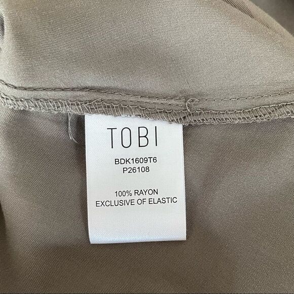 Tobi casual minidress olive green size large - Picture 4 of 9